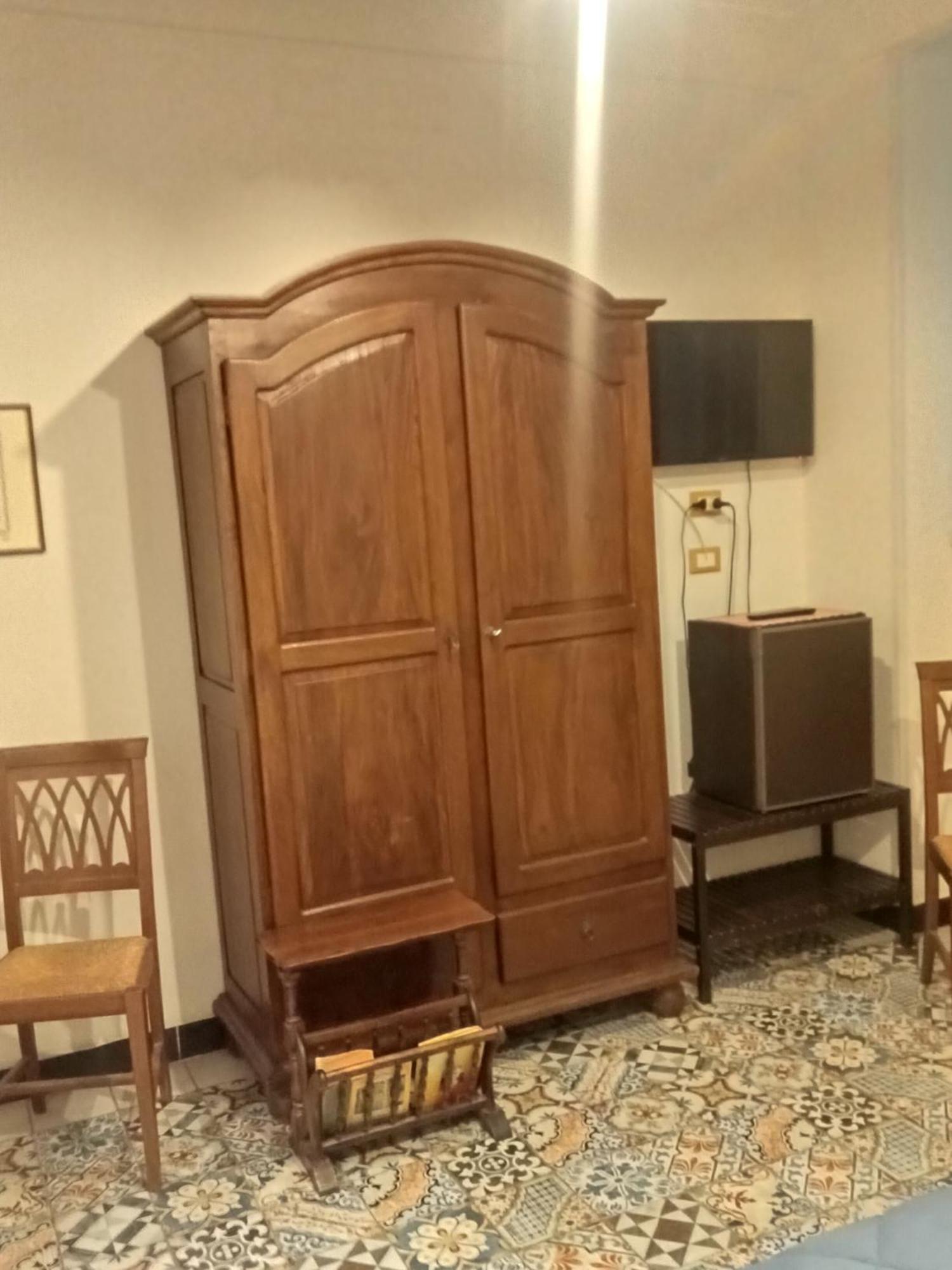 Tribunale Room Basement Palermo Buitenkant foto