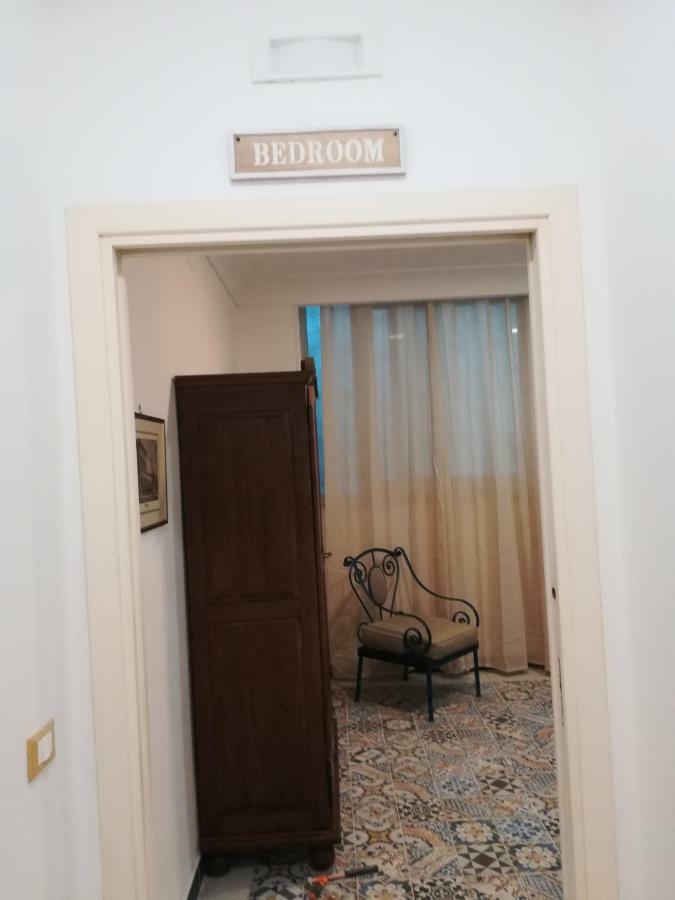 Tribunale Room Basement Palermo Buitenkant foto